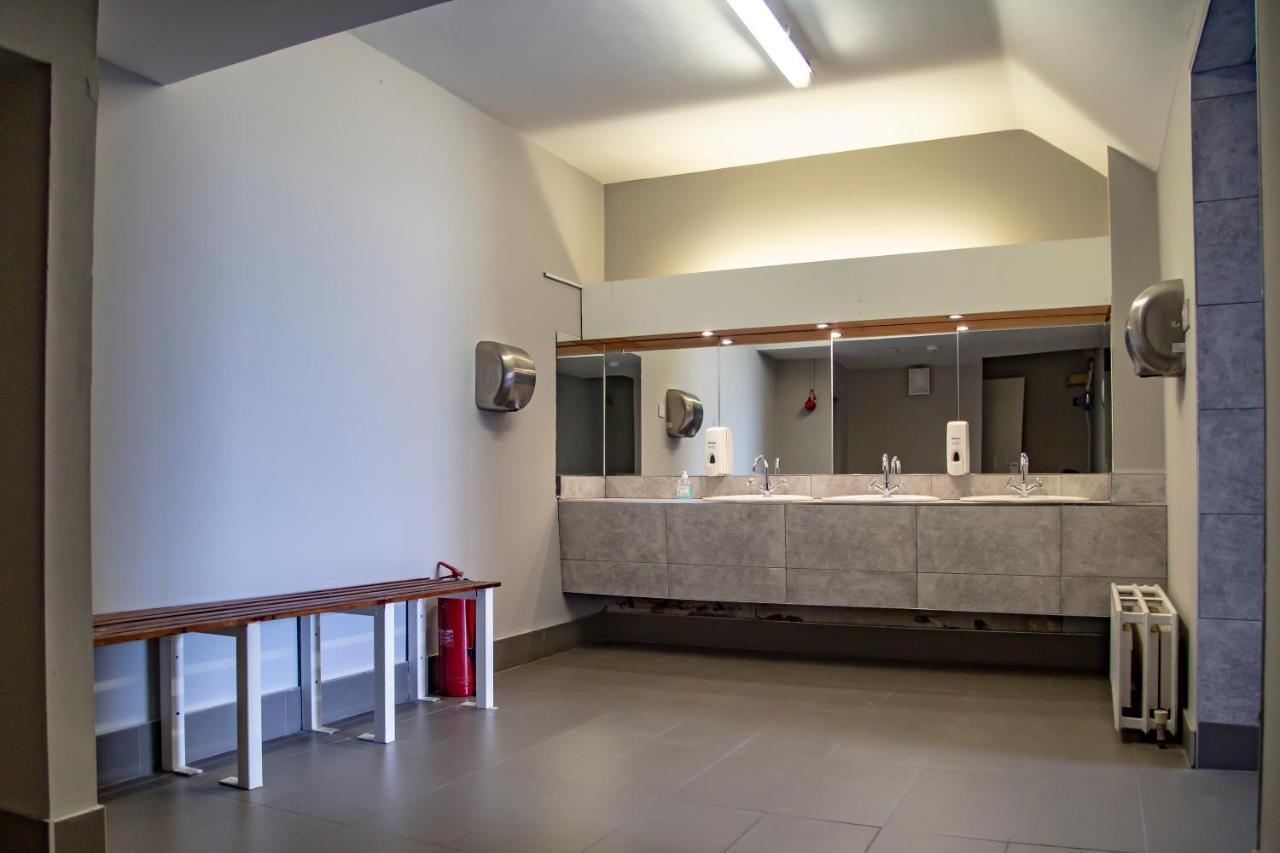 Leevin Hostel Mountjoy Дублин Экстерьер фото