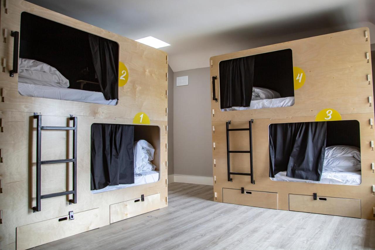 Leevin Hostel Mountjoy Дублин Экстерьер фото